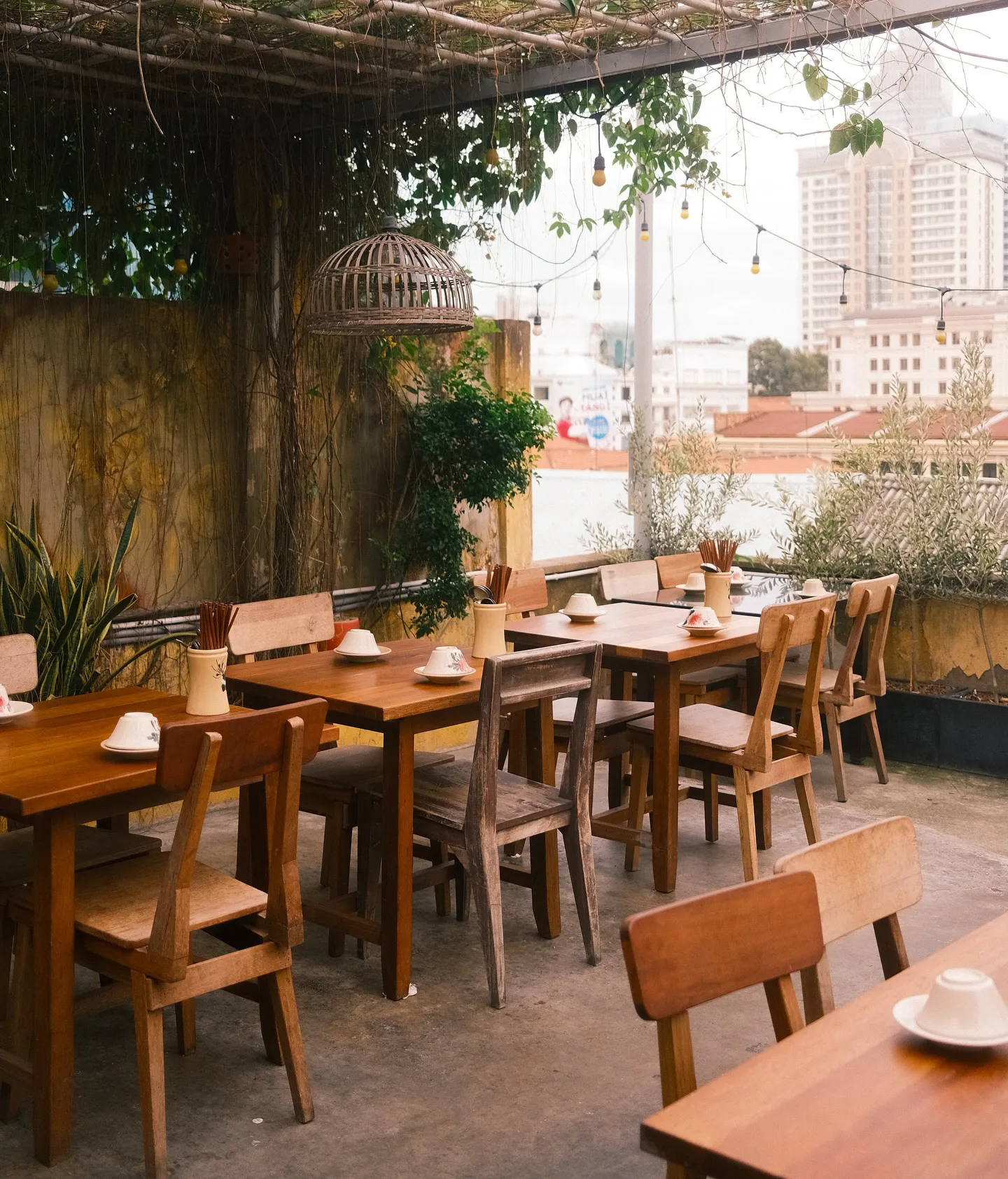 Moment at Secret Garden, 158 Pasteur